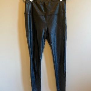 Aritzia | Faux Leather Leggings